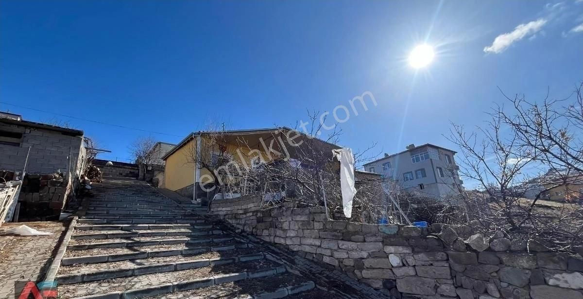 Erciyes Manzaralı | 3+1 Satılık Müstakil Ev | Şömineli!! - Görsel 22