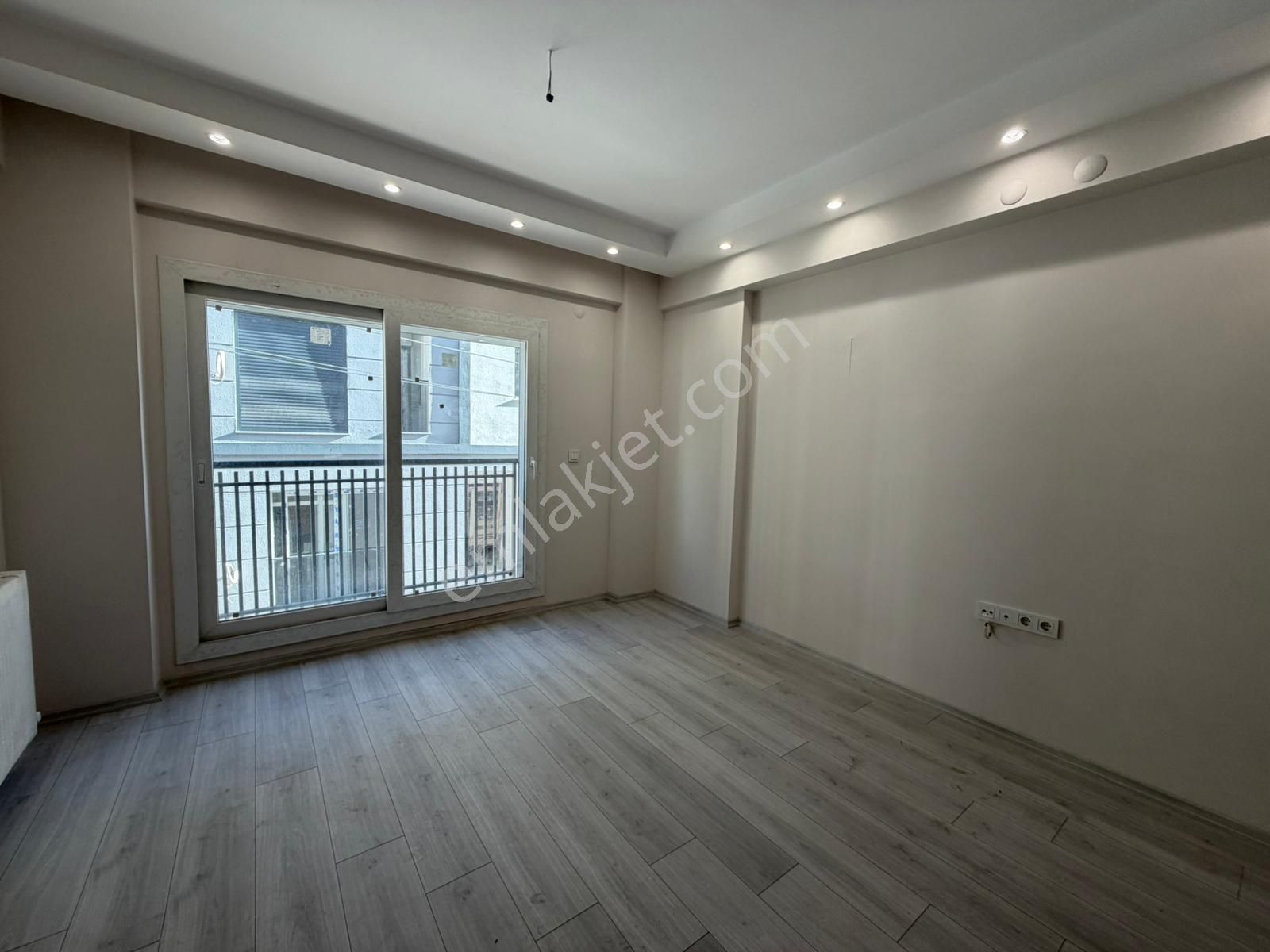 Anadolu Caddesi Yakını Geniş 2+1 Lüks Sıfır Satılık Daire - Görsel 25