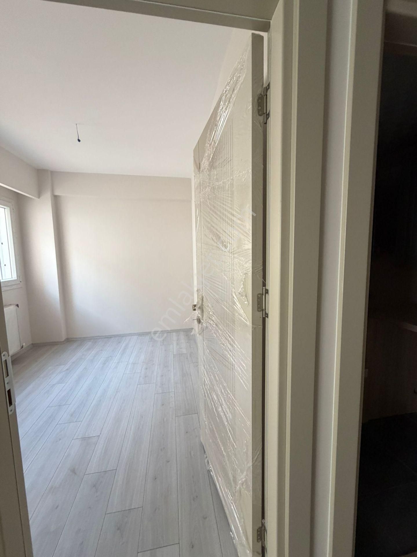 Anadolu Caddesi Yakını Geniş 2+1 Lüks Sıfır Satılık Daire - Görsel 14