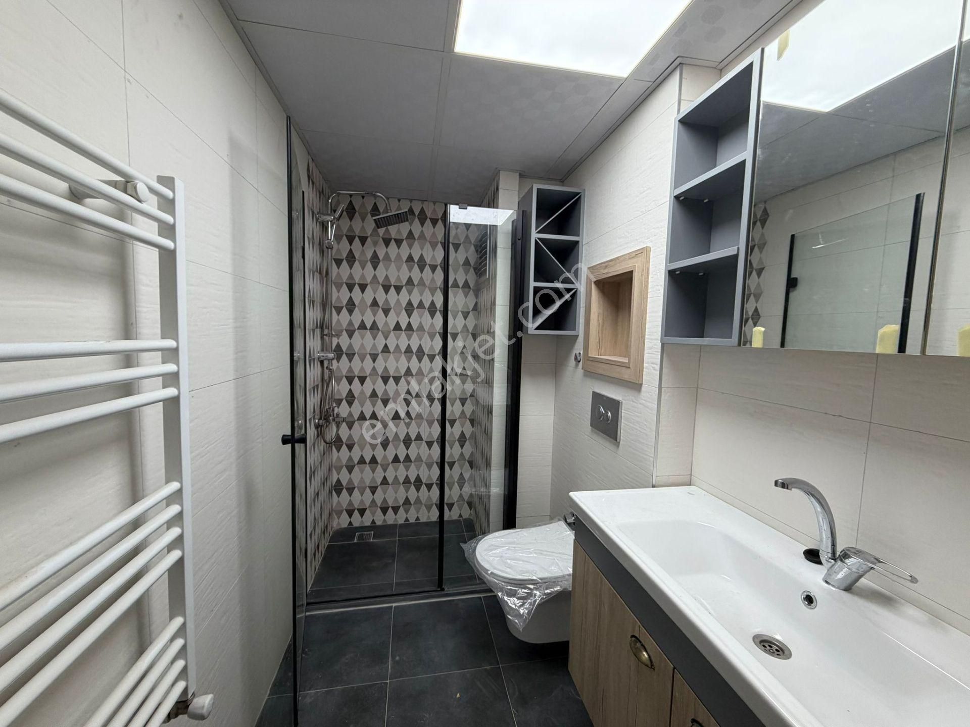 Anadolu Caddesi Yakını Geniş 2+1 Lüks Sıfır Satılık Daire - Görsel 32