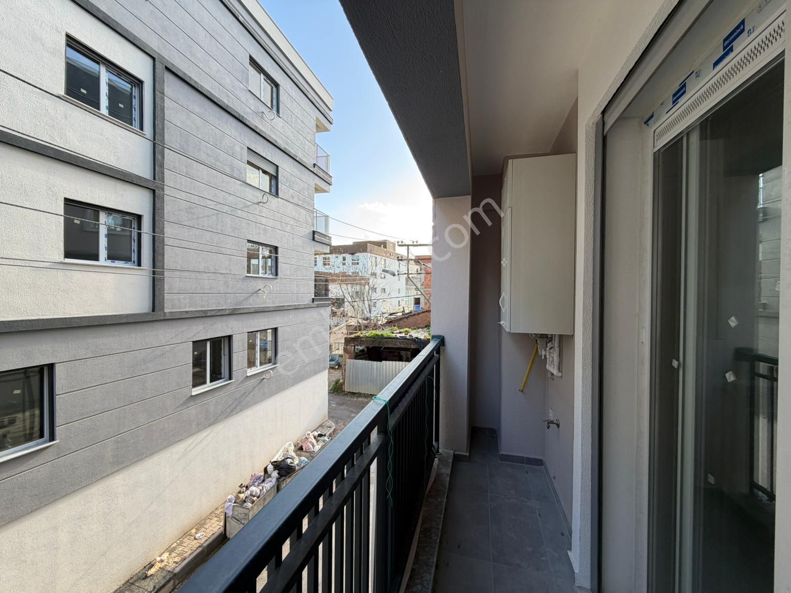 Anadolu Caddesi Yakını Geniş 2+1 Lüks Sıfır Satılık Daire - Görsel 24