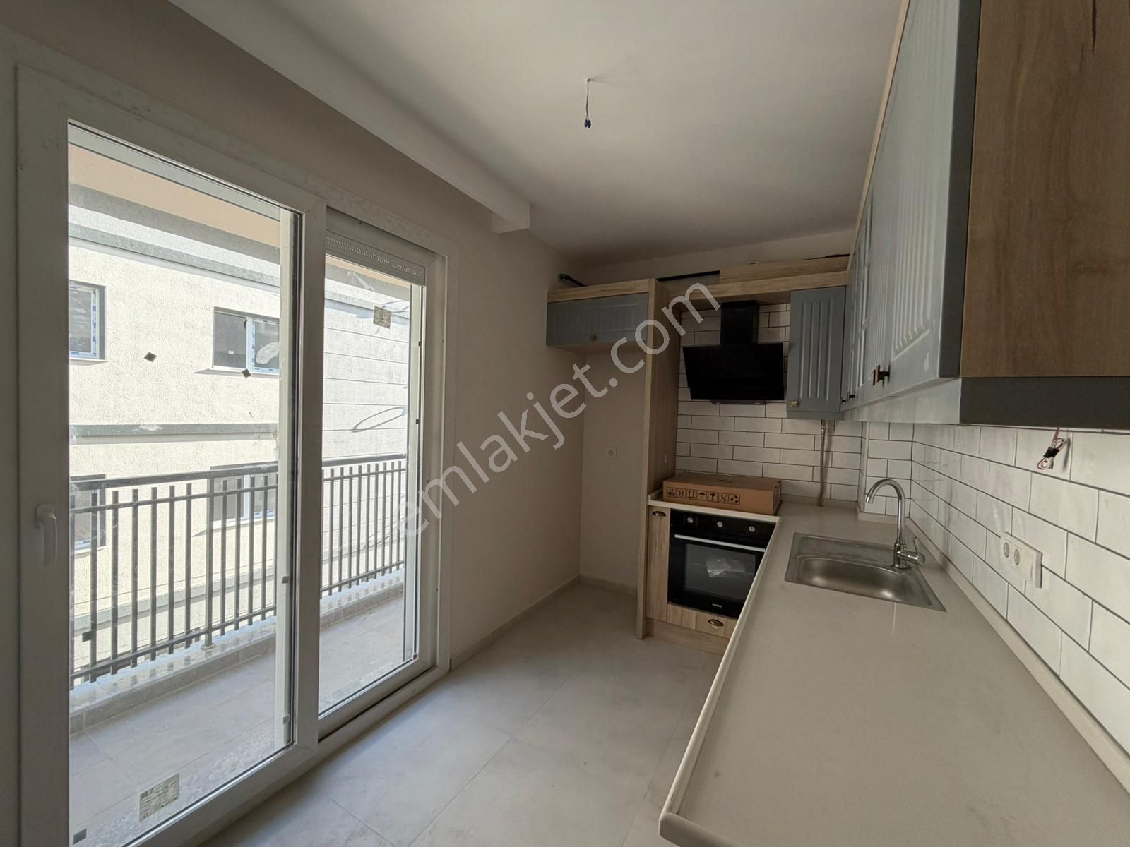 Anadolu Caddesi Yakını Geniş 2+1 Lüks Sıfır Satılık Daire - Görsel 26