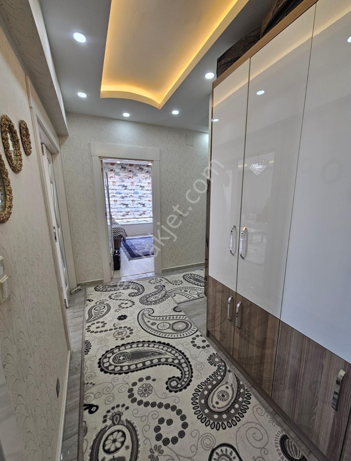 Yılteks Gyo Dan Alparslan 1 De Satılık 3+1 Bakımlı Daire - Görsel 12