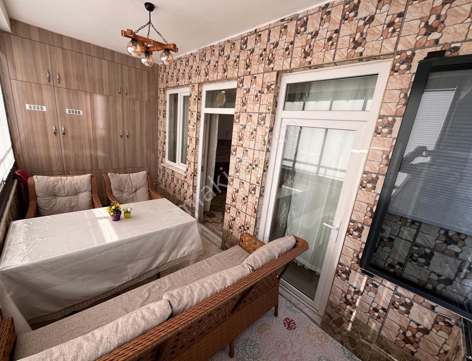 Yılteks Gyo Dan Alparslan 1 De Satılık 3+1 Bakımlı Daire - Görsel 3