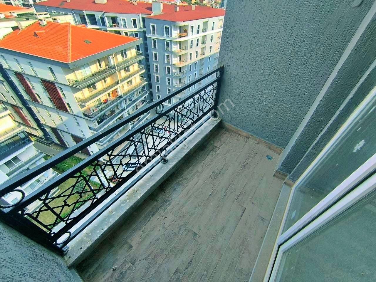 Uytundan Kadıköyde Havuzlu Full Donatılı 2+1 Lüx Rezidans - Görsel 28