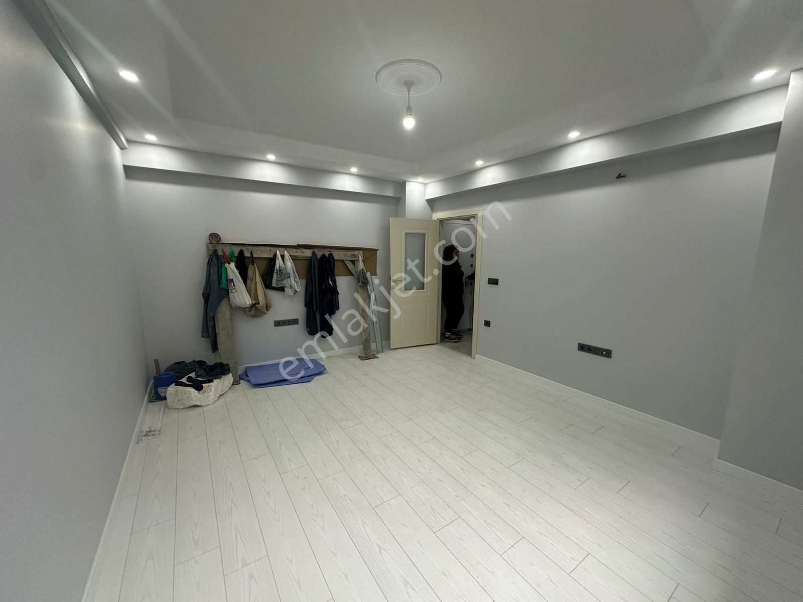 Şeref Emlak Otoparklı Karlıtepe Satılık Daire 4,150,000 Tl - Görsel 3