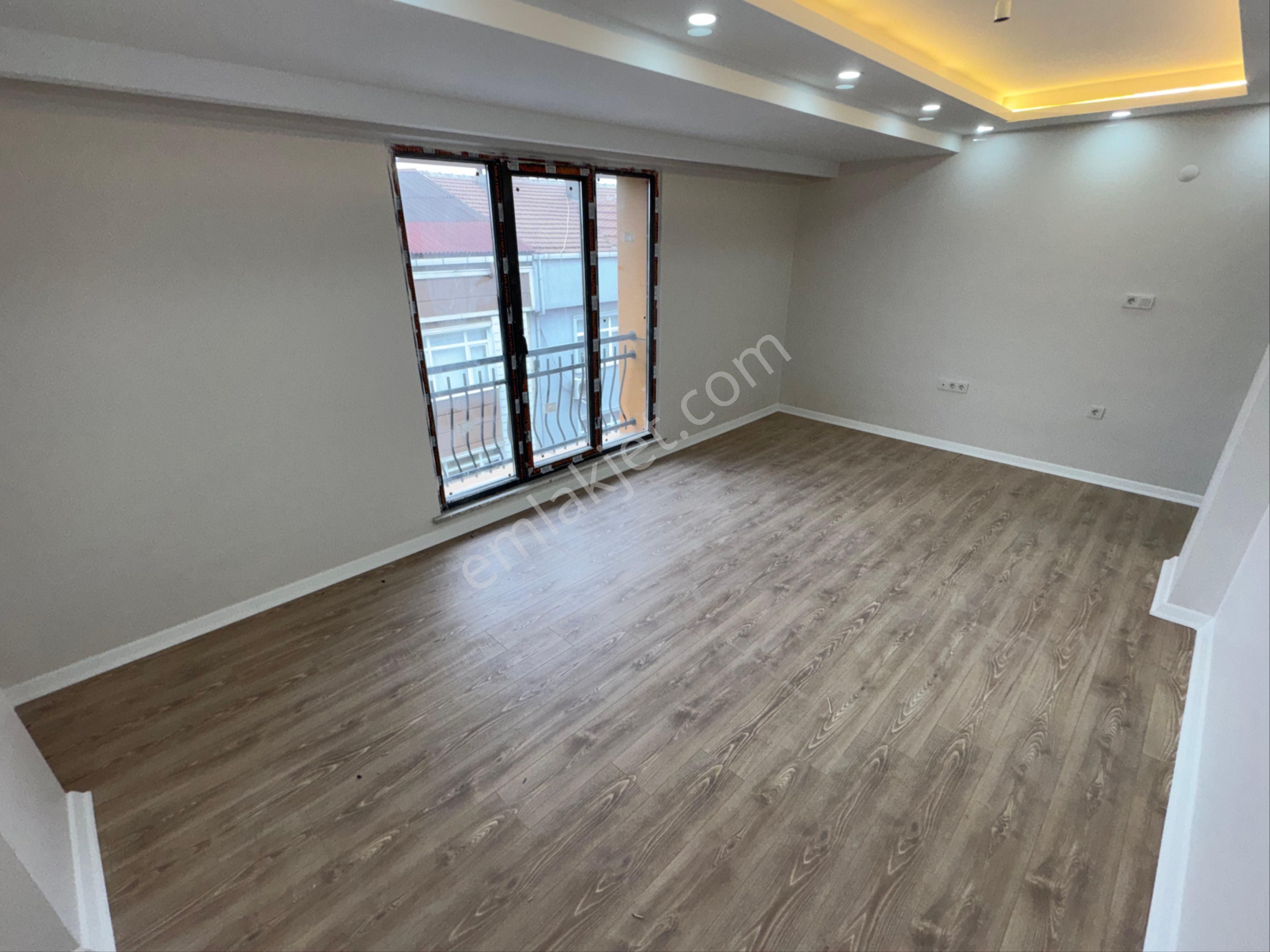 Zafer Yapıdan Satılık Sıfır Ortakat Daire 4.kat 2+1 95m2 Tranvayın Dibinde Sultangazi Cebeci Mahde - Görsel 6