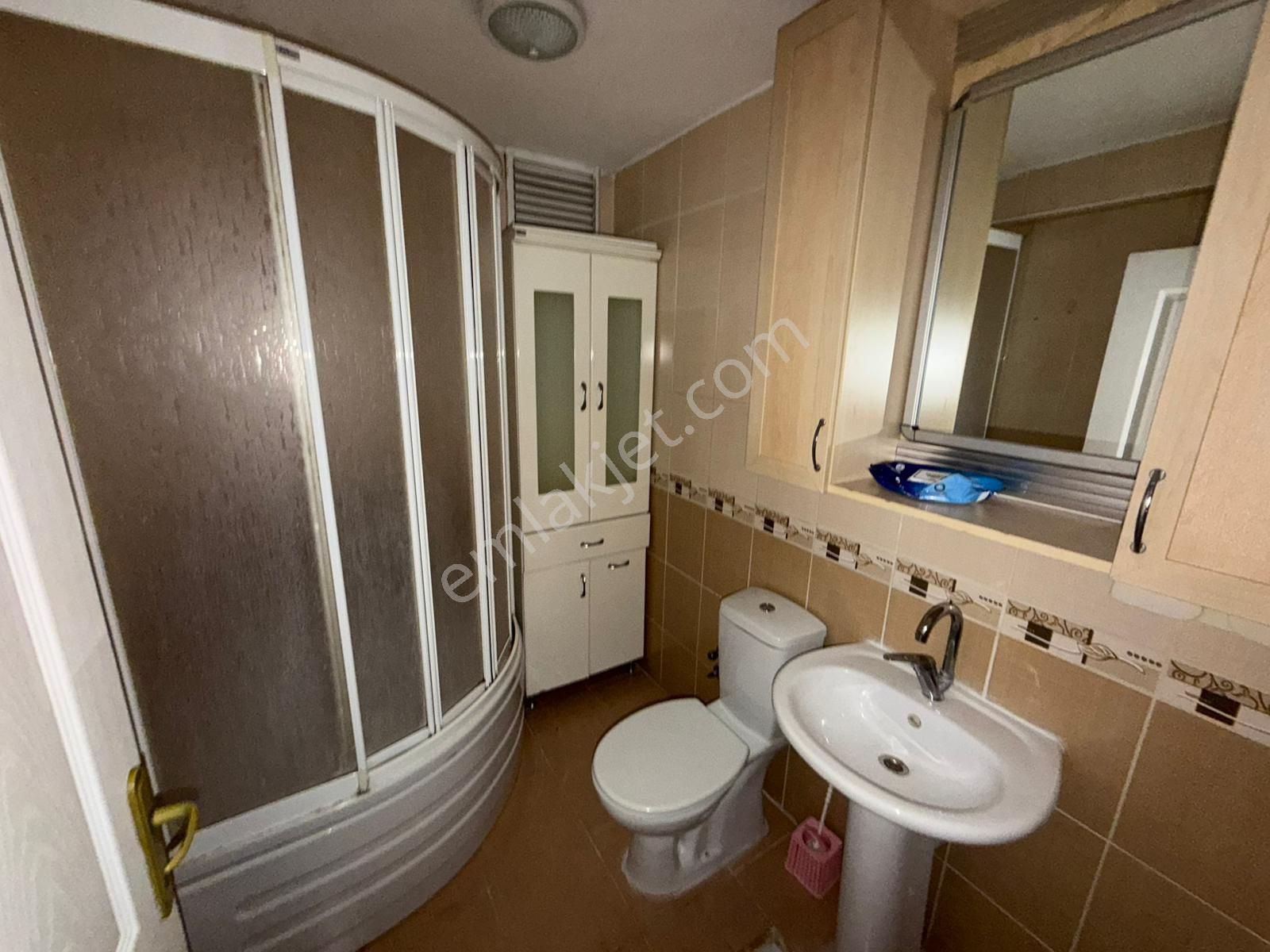 Vatan'da Ufuktepe'de Cadde Üstü Ara Kat Masrafsız Çift Balkonlu Kupon Daire - Görsel 24