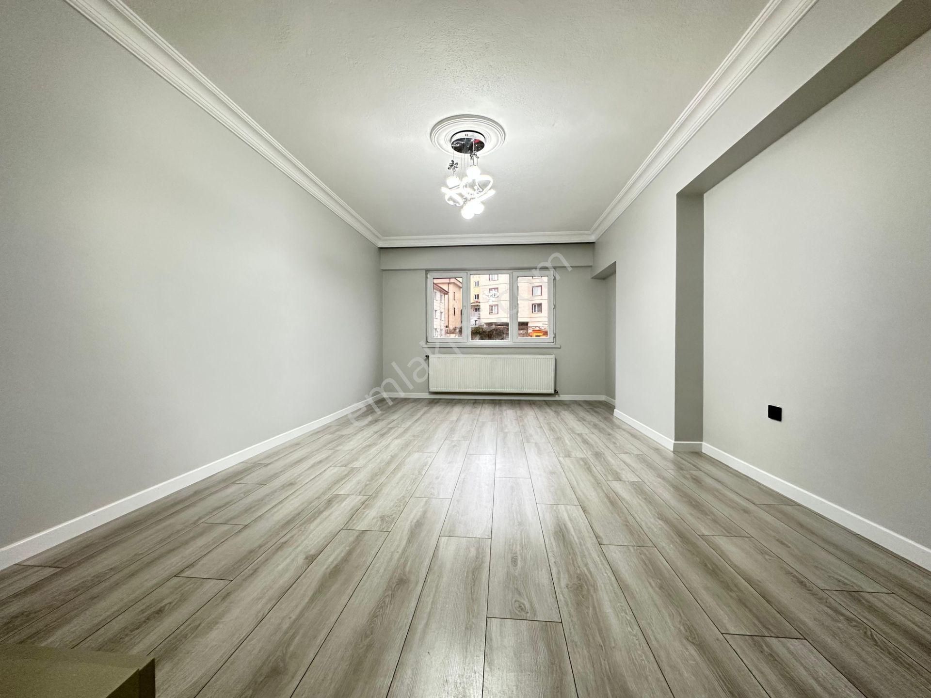 Pursaklar Mehmet Zengin Emlak'tan Merkez Mah. 1.kat 3+1 Ful Yapılı Daire - Görsel 10