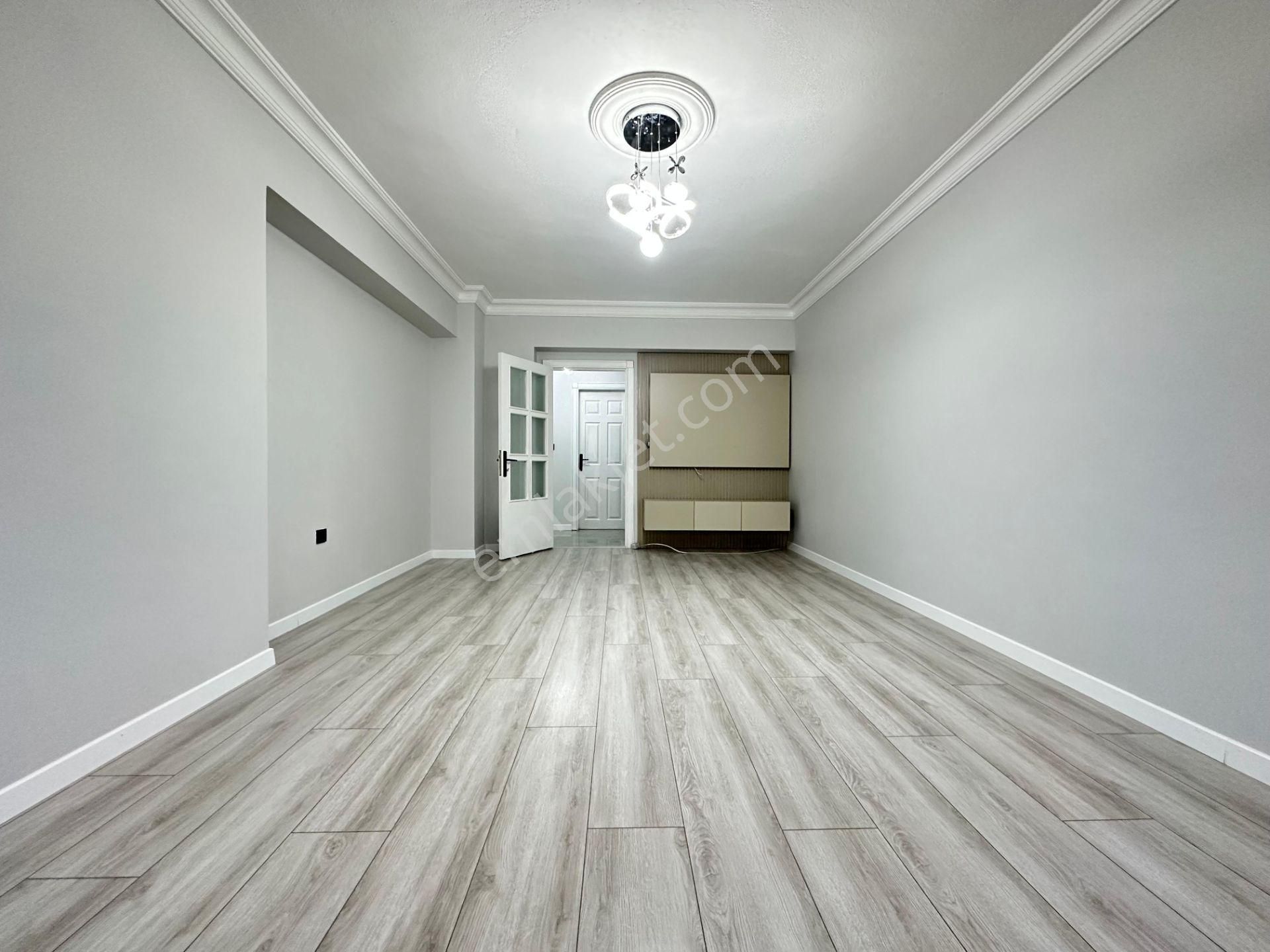 Pursaklar Mehmet Zengin Emlak'tan Merkez Mah. 1.kat 3+1 Ful Yapılı Daire - Görsel 12