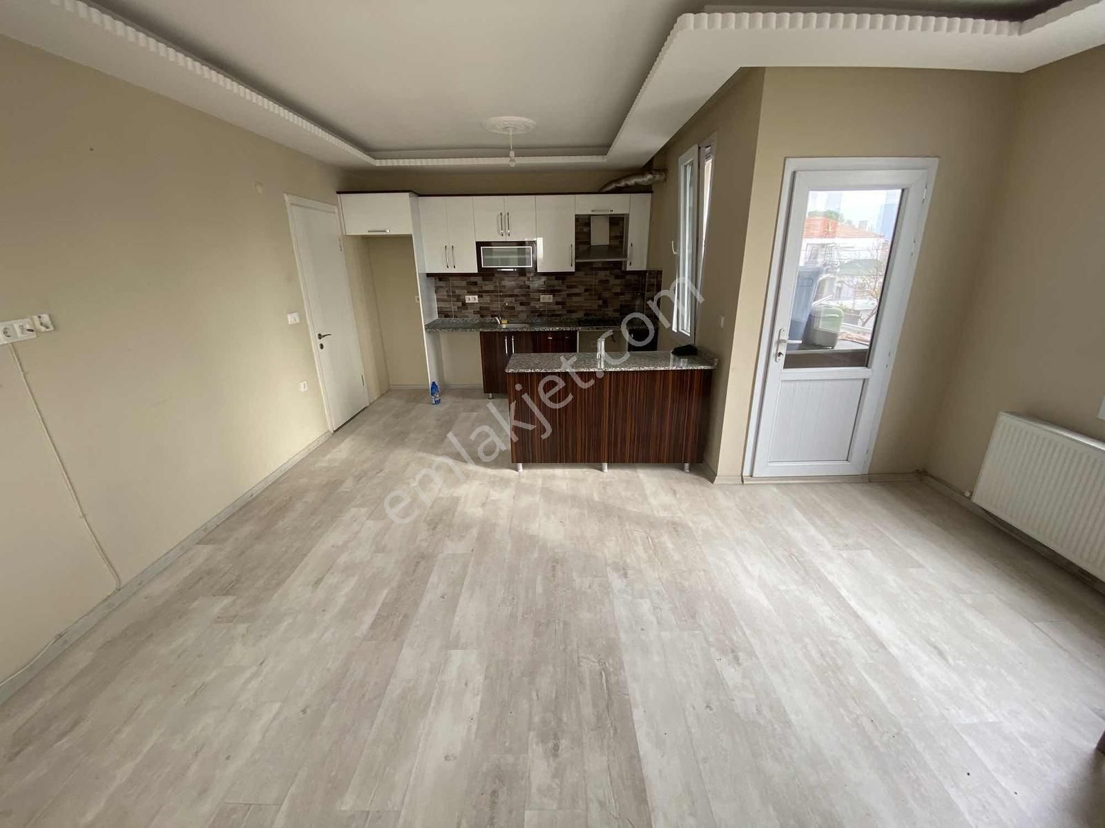 Dağlı Gayrimenkul'den 2+1 Merkezi Yerde Kiralıklar - Görsel 14