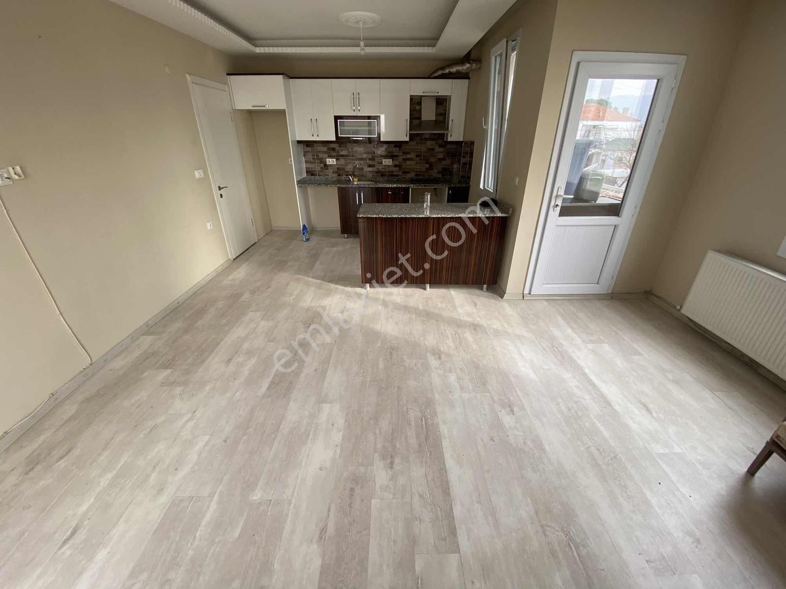 Dağlı Gayrimenkul'den 2+1 Merkezi Yerde Kiralıklar - Görsel 18