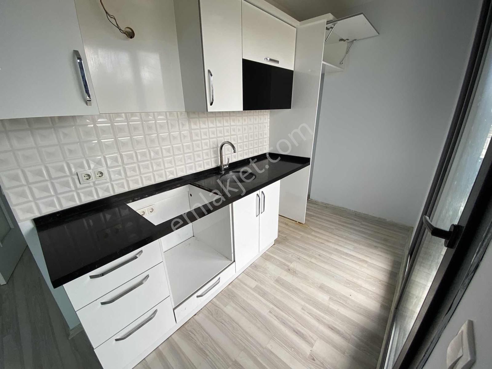 Dağlı Gayrimenkul'den 2+1 Merkezi Yerde Kiralıklar