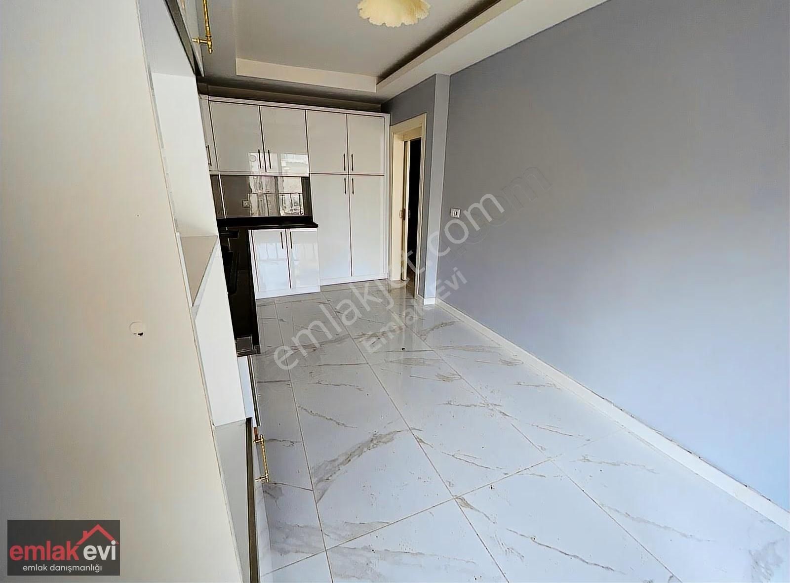 Emlak Evinden Fatih Mahallesinde Çift Teraslı 5+1 Dublex Daire - Görsel 31