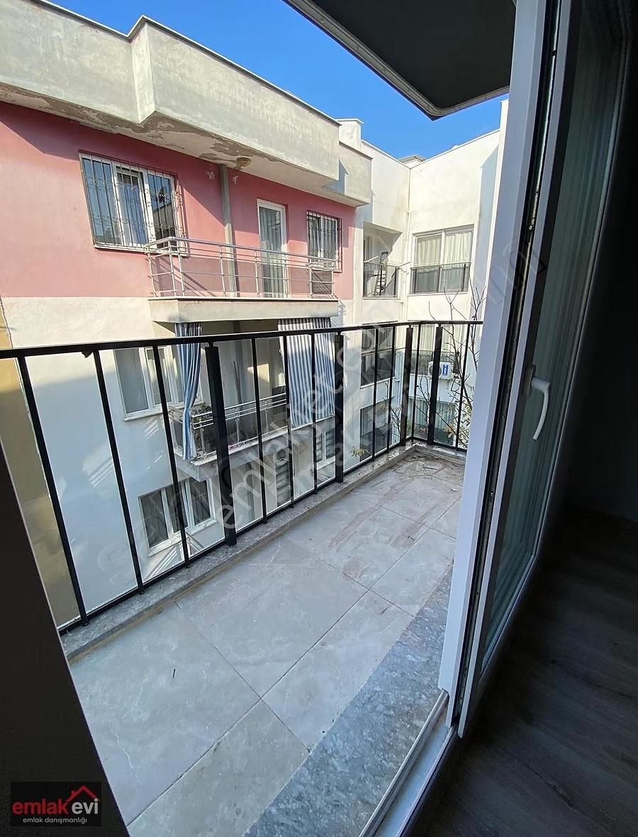 Emlak Evinden Fatih Mahallesinde Çift Teraslı 5+1 Dublex Daire - Görsel 15