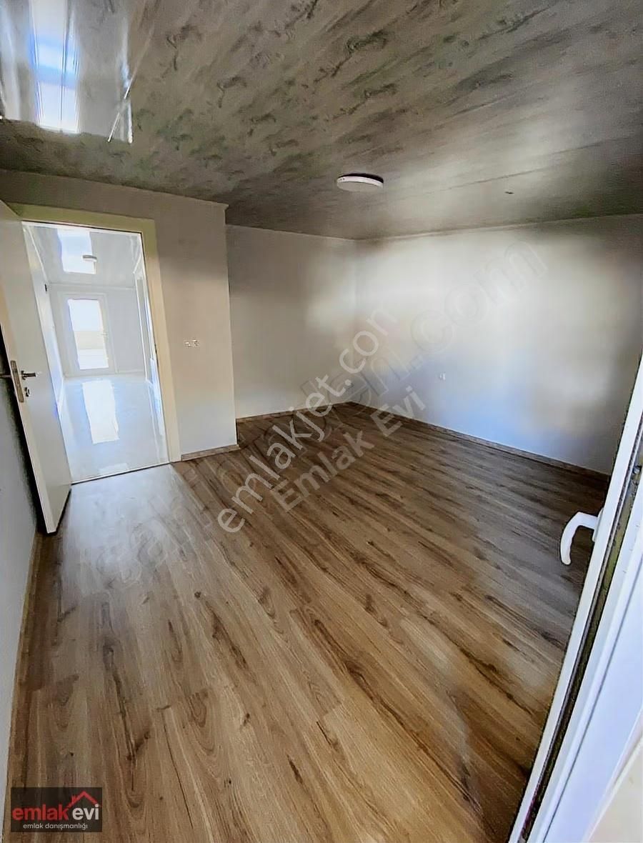 Emlak Evinden Fatih Mahallesinde Çift Teraslı 5+1 Dublex Daire - Görsel 7