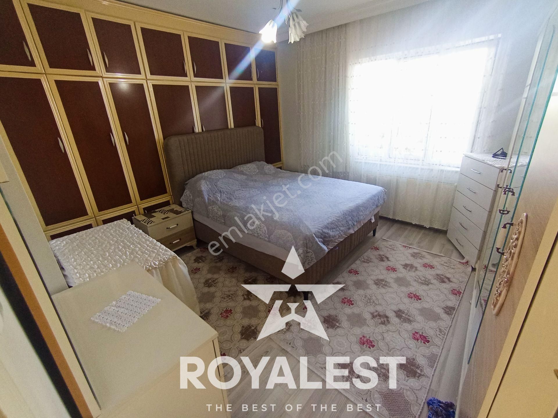 Royalest'ten Cadde Üstü Geniş Ve Önü Açık 3+1 - Görsel 13