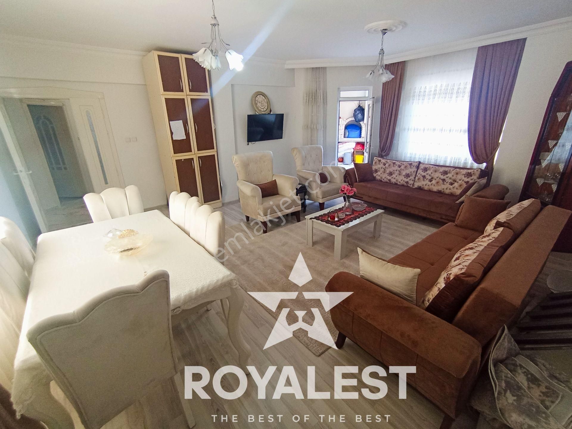 Royalest'ten Cadde Üstü Geniş Ve Önü Açık 3+1