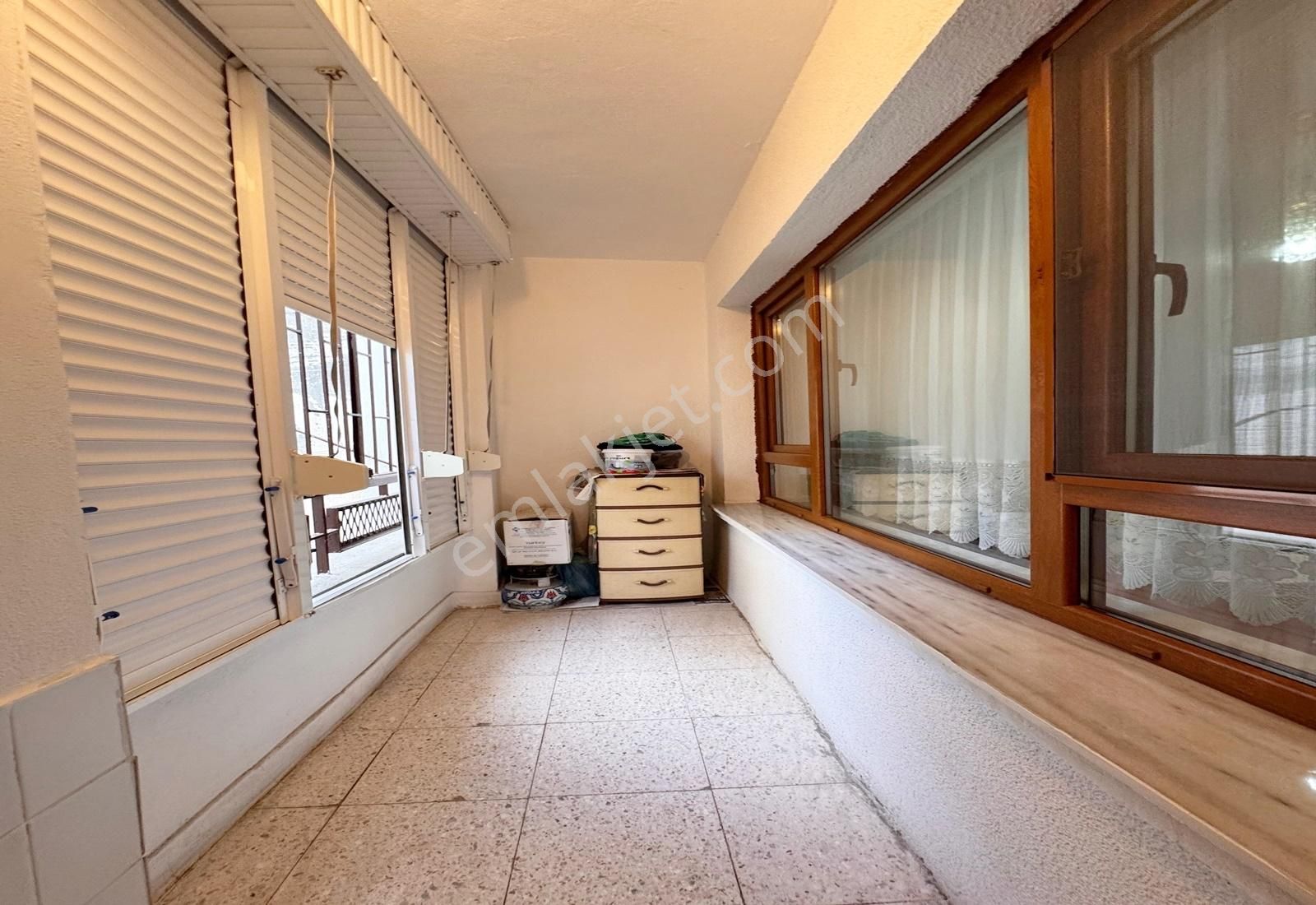 19 Mayıs Bölgesin'de; Temiz 2+1 ,merkezi Konum, Kök Tapu!!! - Görsel 4