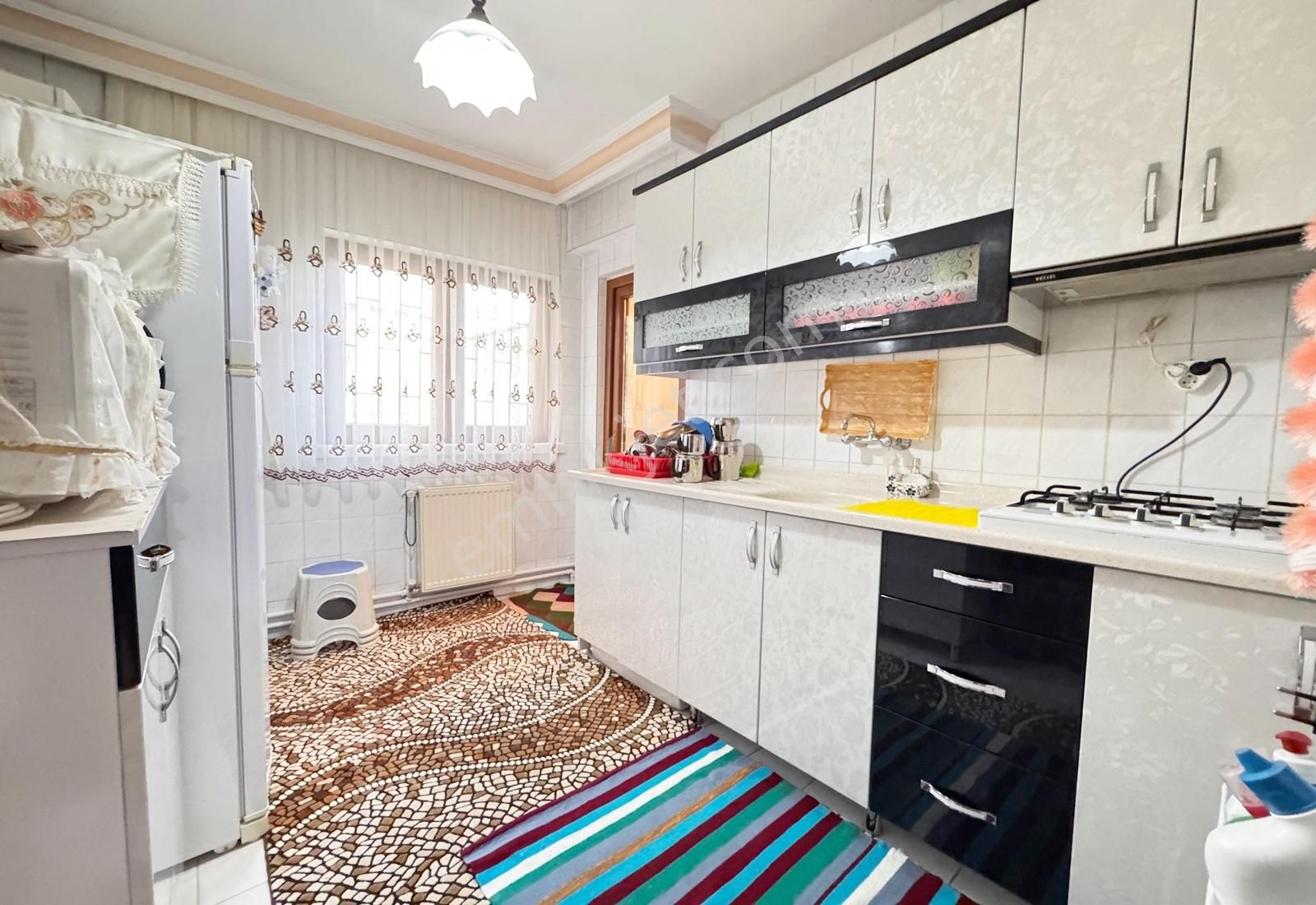 19 Mayıs Bölgesin'de; Temiz 2+1 ,merkezi Konum, Kök Tapu!!! - Görsel 8