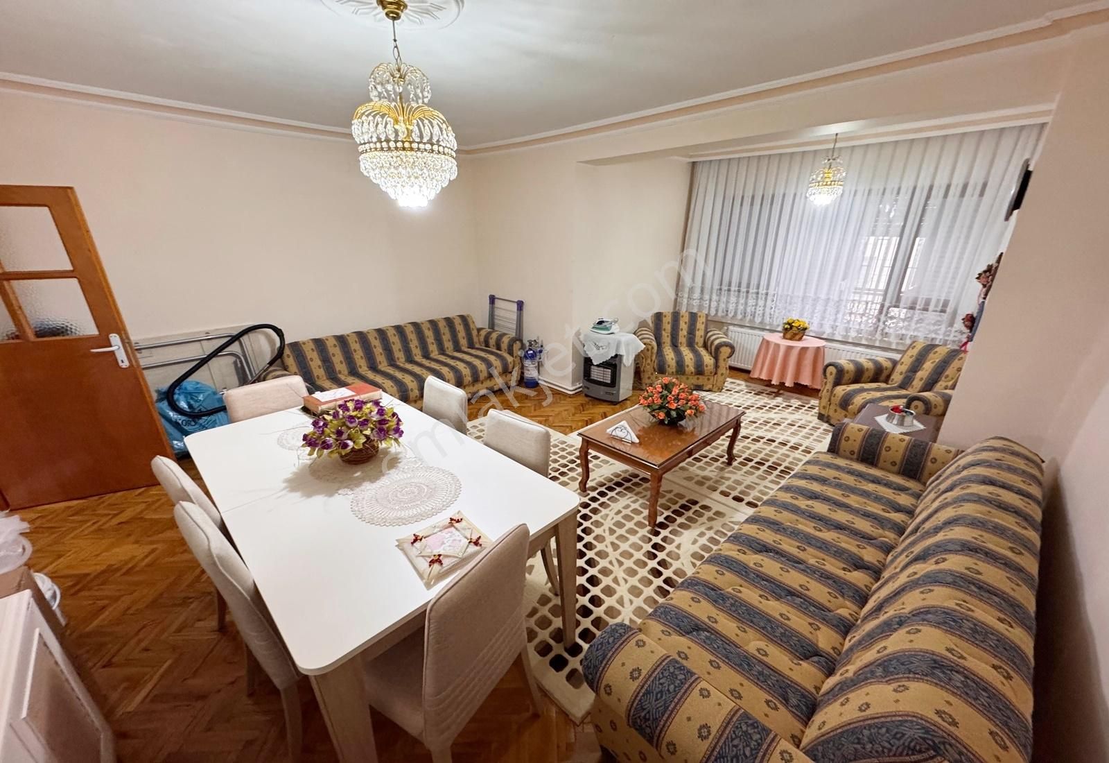 19 Mayıs Bölgesin'de; Temiz 2+1 ,merkezi Konum, Kök Tapu!!! - Görsel 3