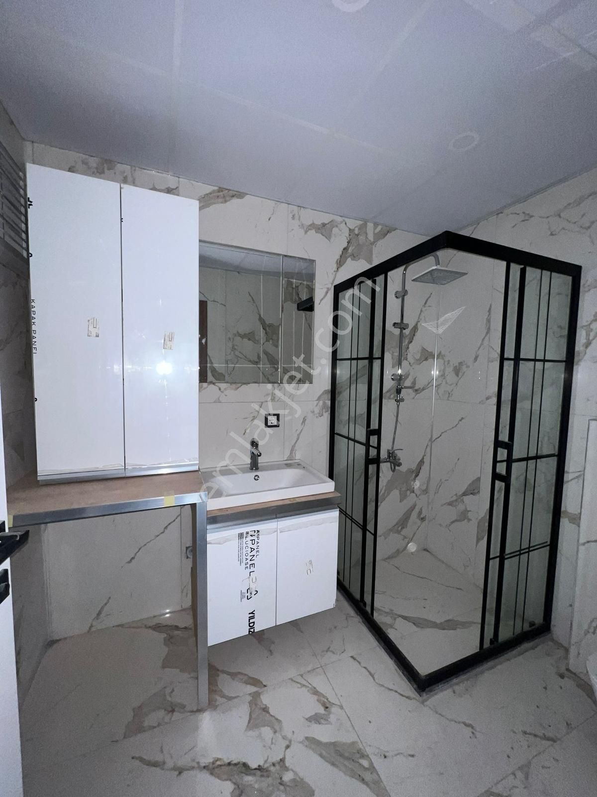 Bergama Gaziosmanpaşa Mahallesin'de Satılık 3+1 Daire - Görsel 17