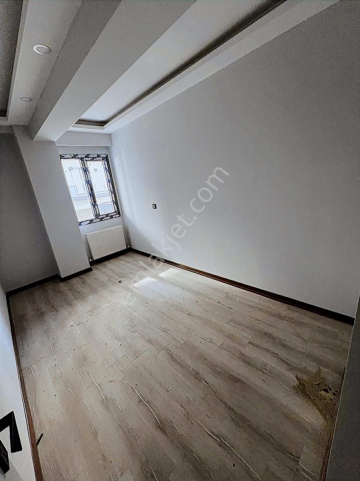 Bergama Gaziosmanpaşa Mahallesin'de Satılık 3+1 Daire - Görsel 26