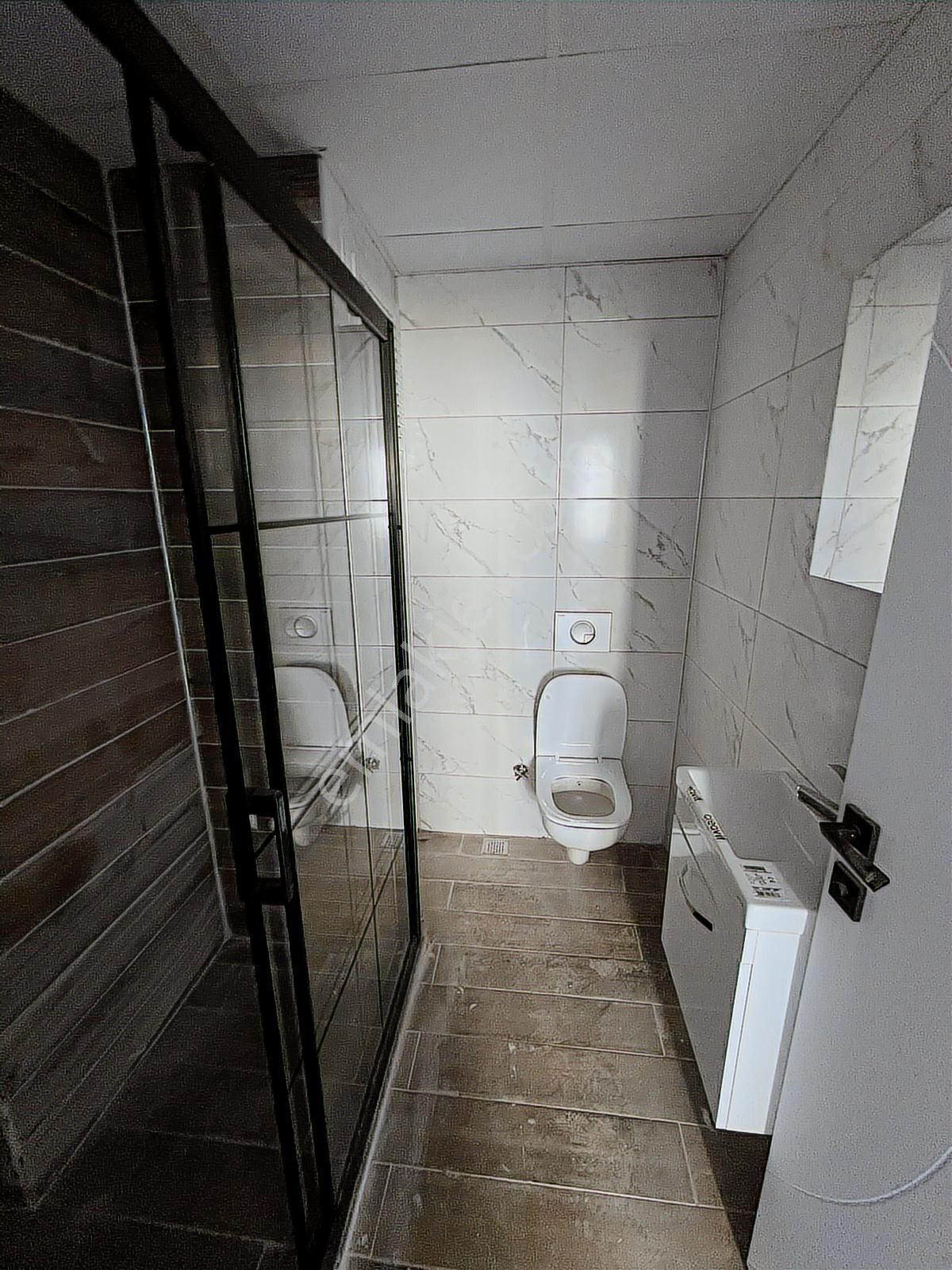 Bergama Gaziosmanpaşa Mahallesin'de Satılık 3+1 Daire - Görsel 28