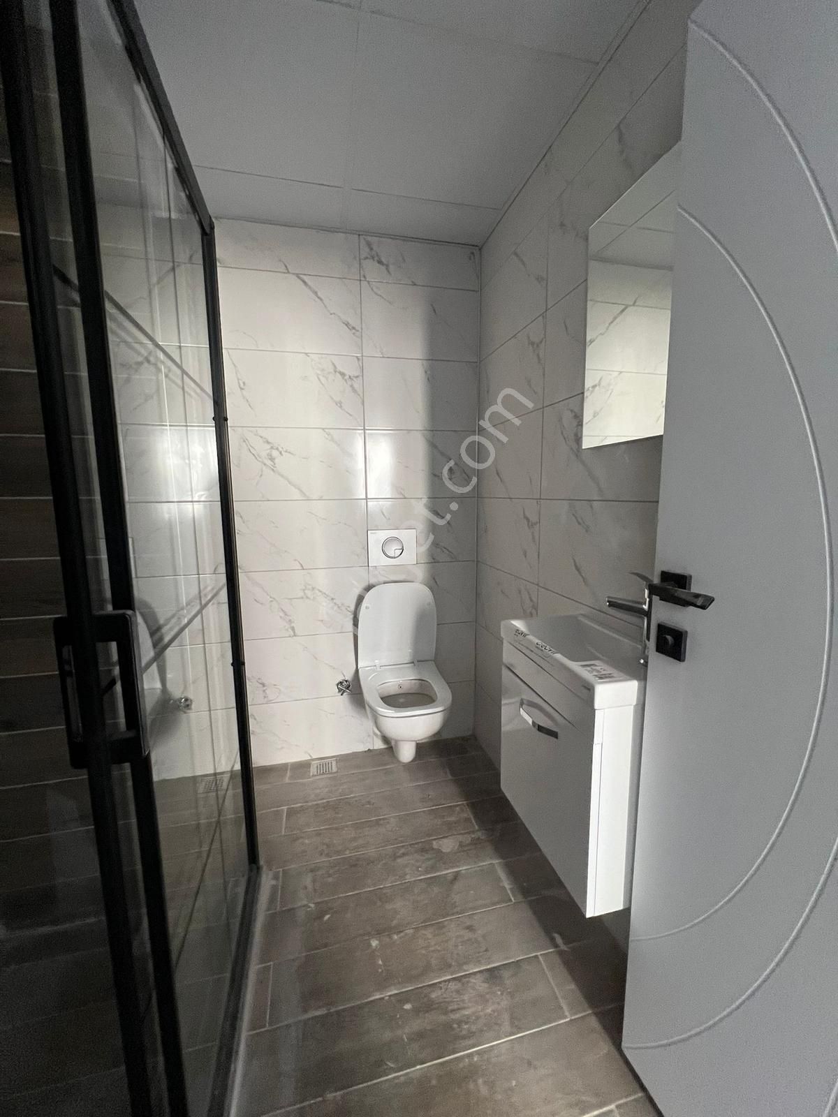 Bergama Gaziosmanpaşa Mahallesin'de Satılık 3+1 Daire - Görsel 15