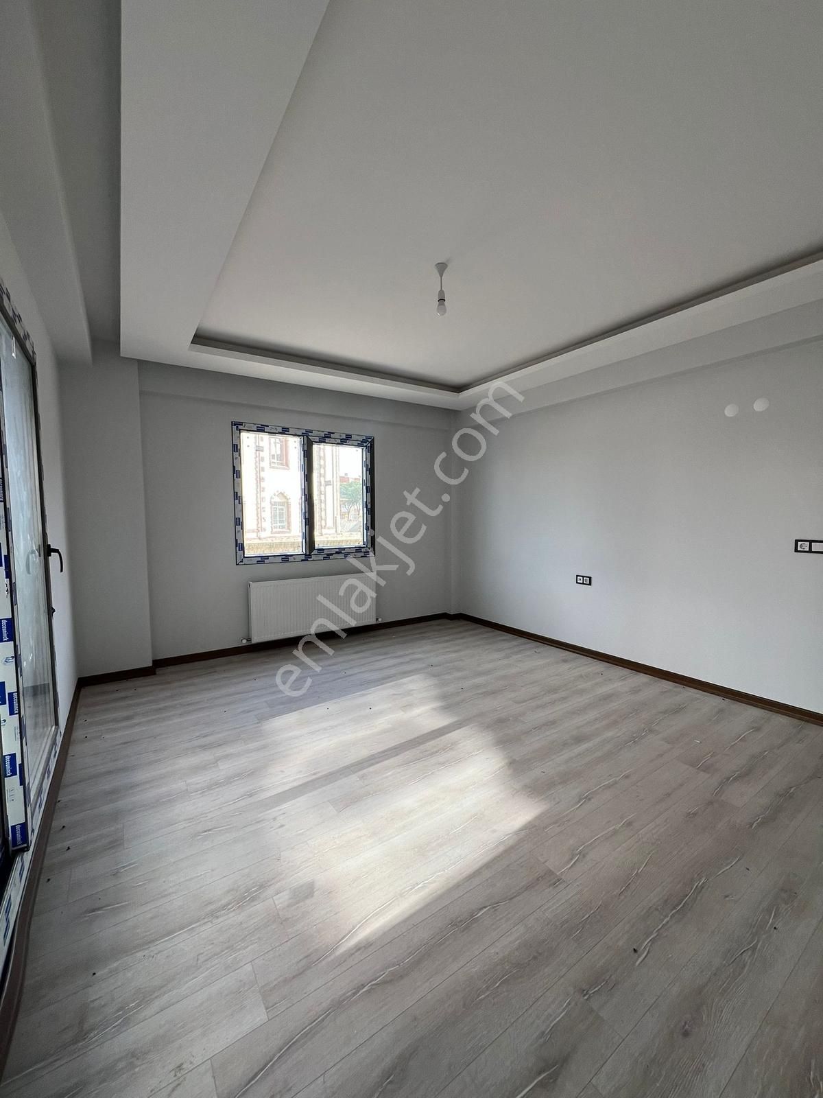 Bergama Gaziosmanpaşa Mahallesin'de Satılık 3+1 Daire - Görsel 16