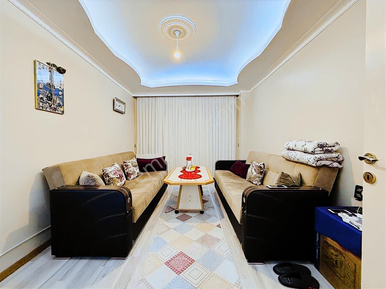 Mehmet Akif'te Yeni Yapı Yüksek Giriş 1+1 İskanlı Balkonlu