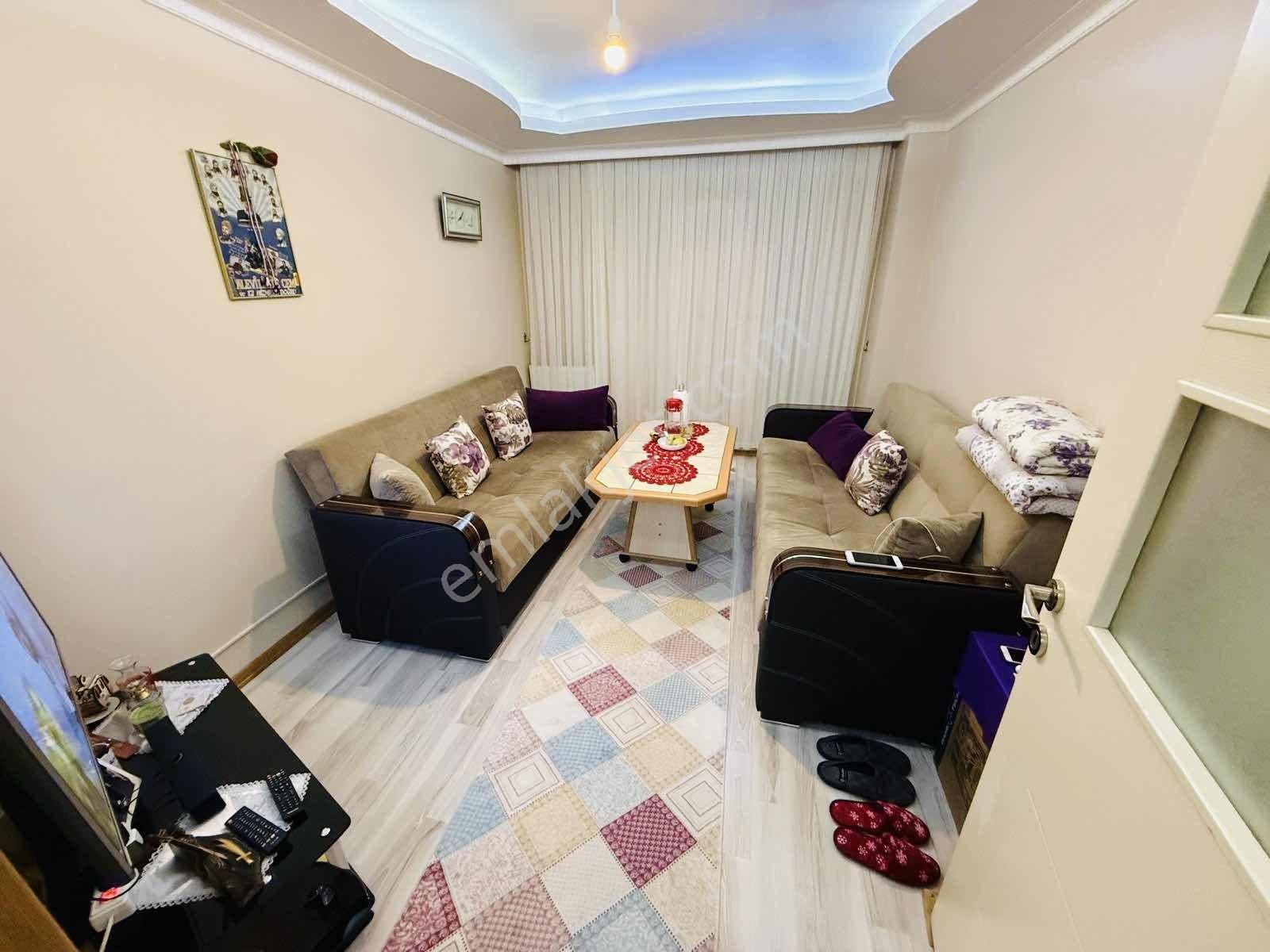 Mehmet Akif'te Yeni Yapı Yüksek Giriş 1+1 İskanlı Balkonlu - Görsel 4