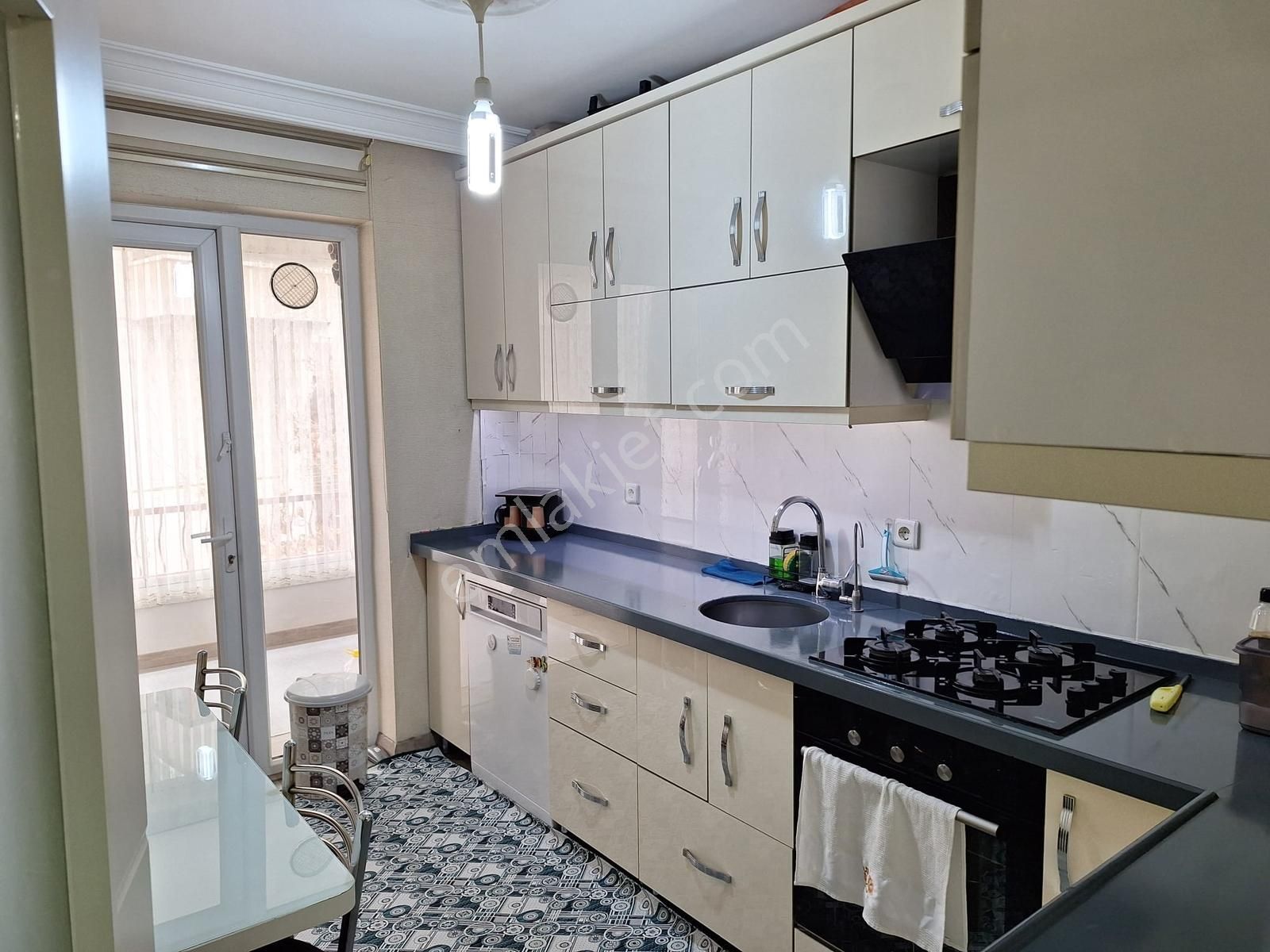 Keçiören Belediyesine 200 Metre, Merkezi Lokasyon, 3+1, Yapılı - Görsel 12