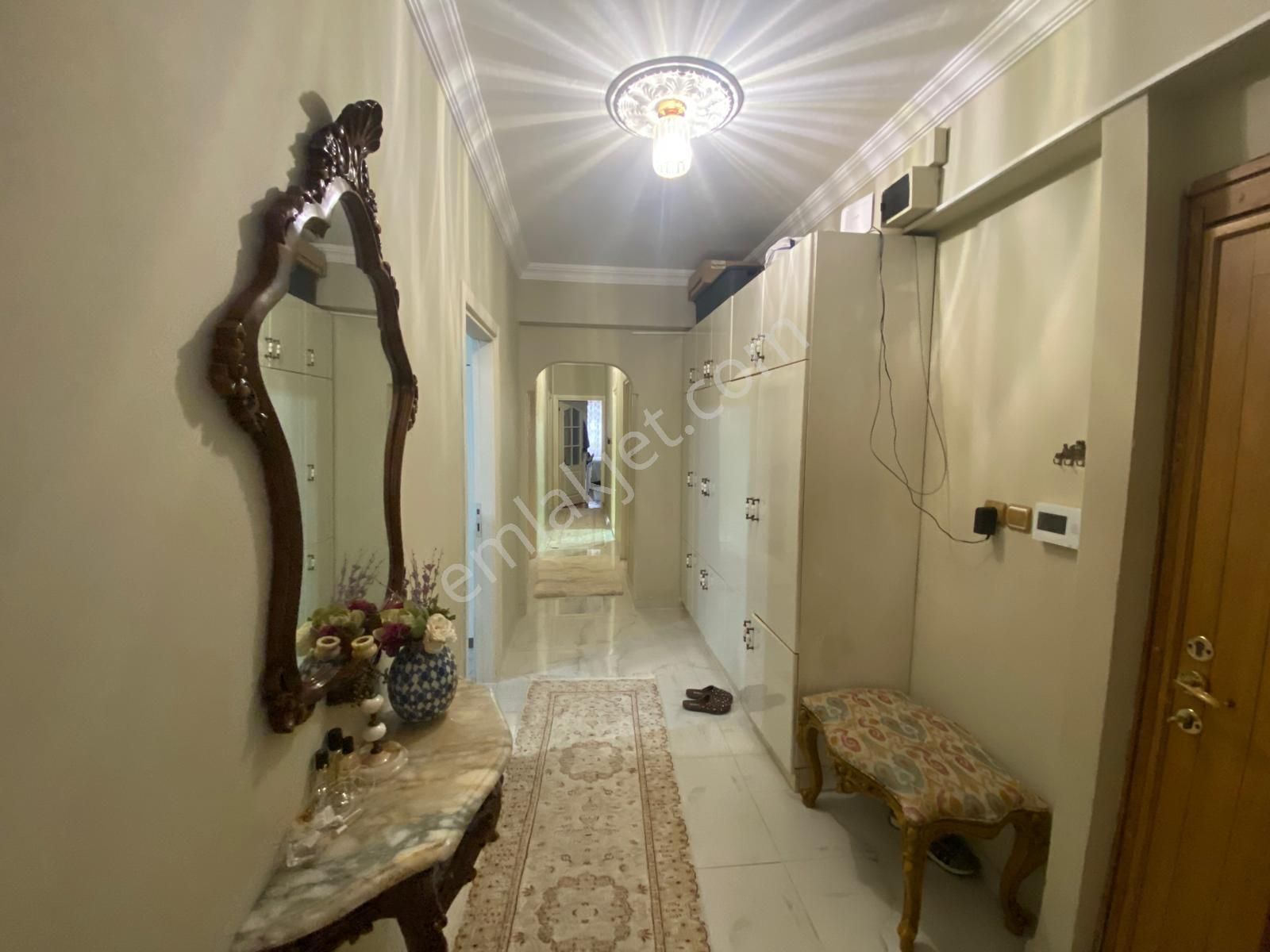 Bahçelievler Medicana Yakını 185 M² 1.kat 3+1 Açık Otoparklı - Görsel 5