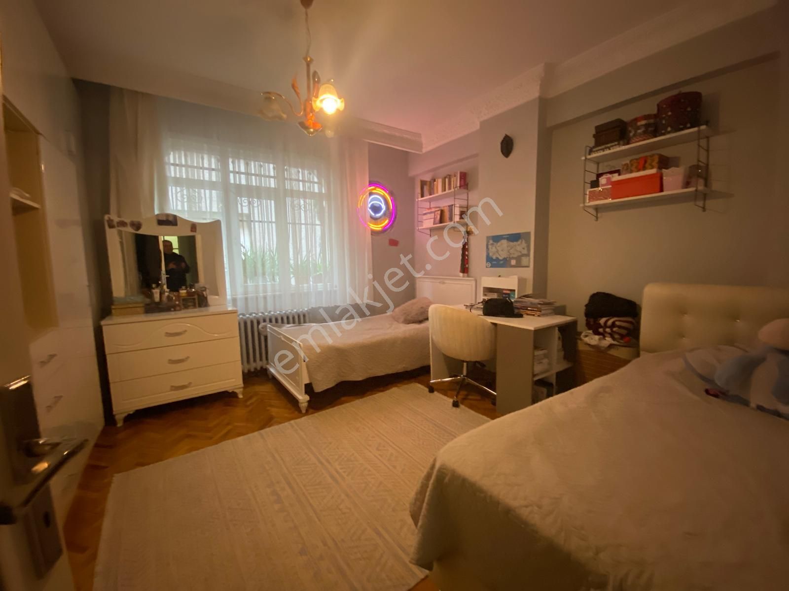 Bahçelievler Medicana Yakını 185 M² 1.kat 3+1 Açık Otoparklı - Görsel 9