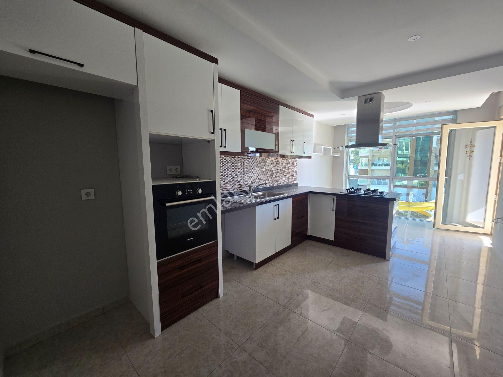 Obada Merkezi Konumda Satılık 3+1 Full Aktiviteli Daire - Görsel 12