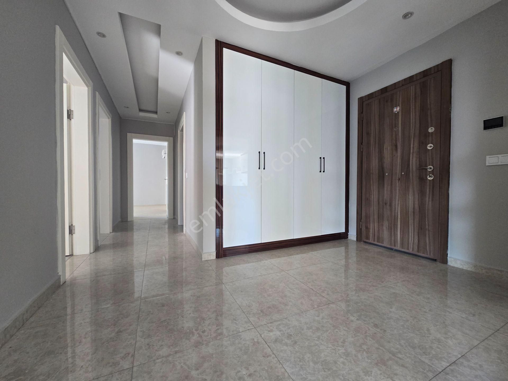 Obada Merkezi Konumda Satılık 3+1 Full Aktiviteli Daire - Görsel 3