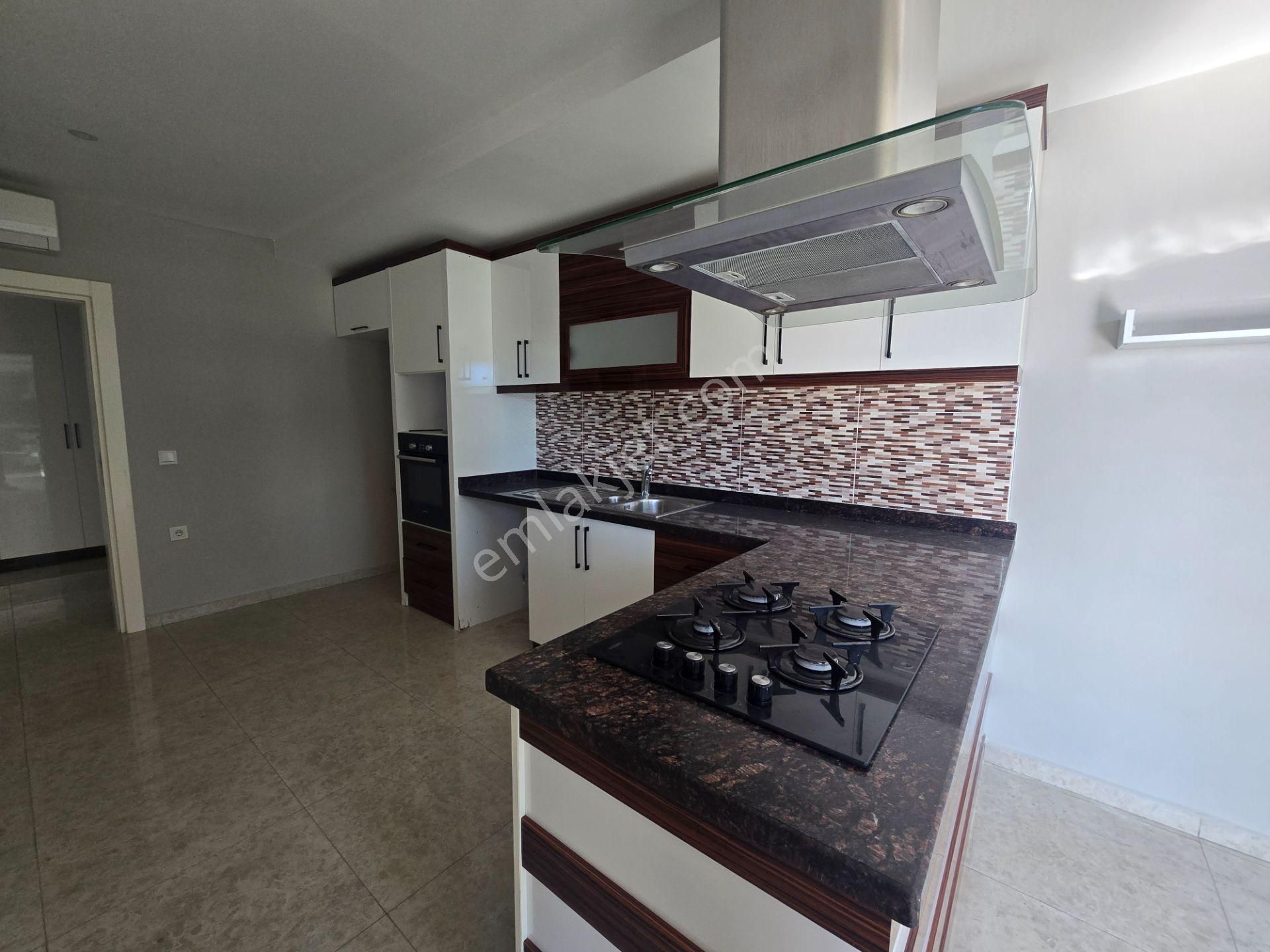 Obada Merkezi Konumda Satılık 3+1 Full Aktiviteli Daire - Görsel 14