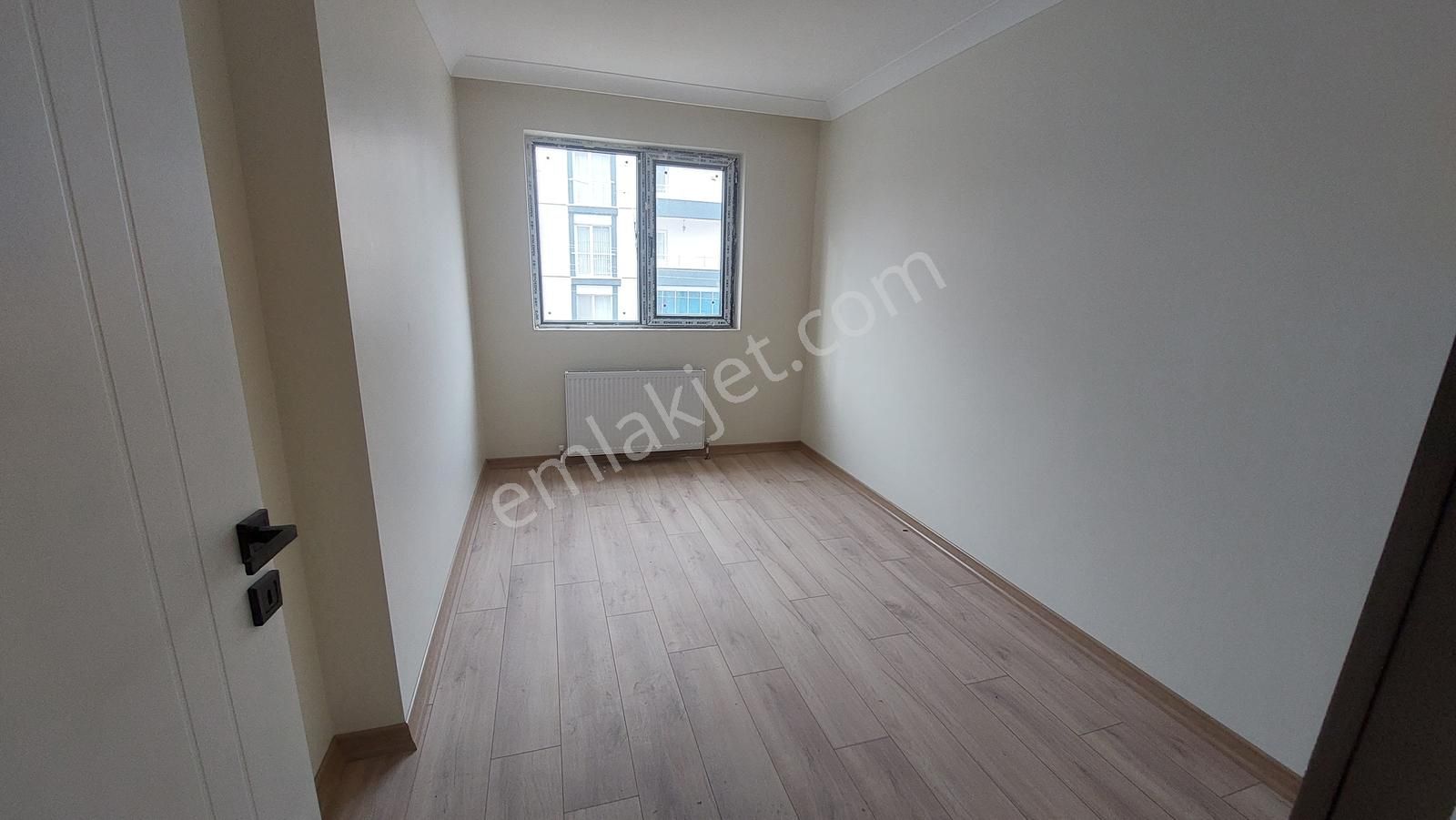 Sincan Yenikent Sıfır Bina 3+1 Ara Kat Asansörlü Geniş Balkonlu - Görsel 13