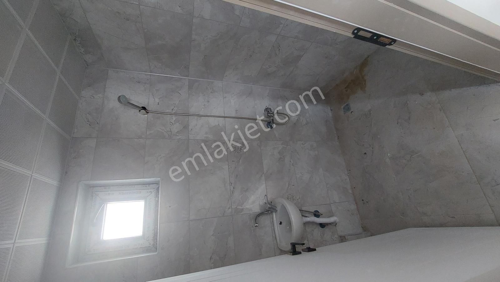 Sincan Yenikent Sıfır Bina 3+1 Ara Kat Asansörlü Geniş Balkonlu - Görsel 23