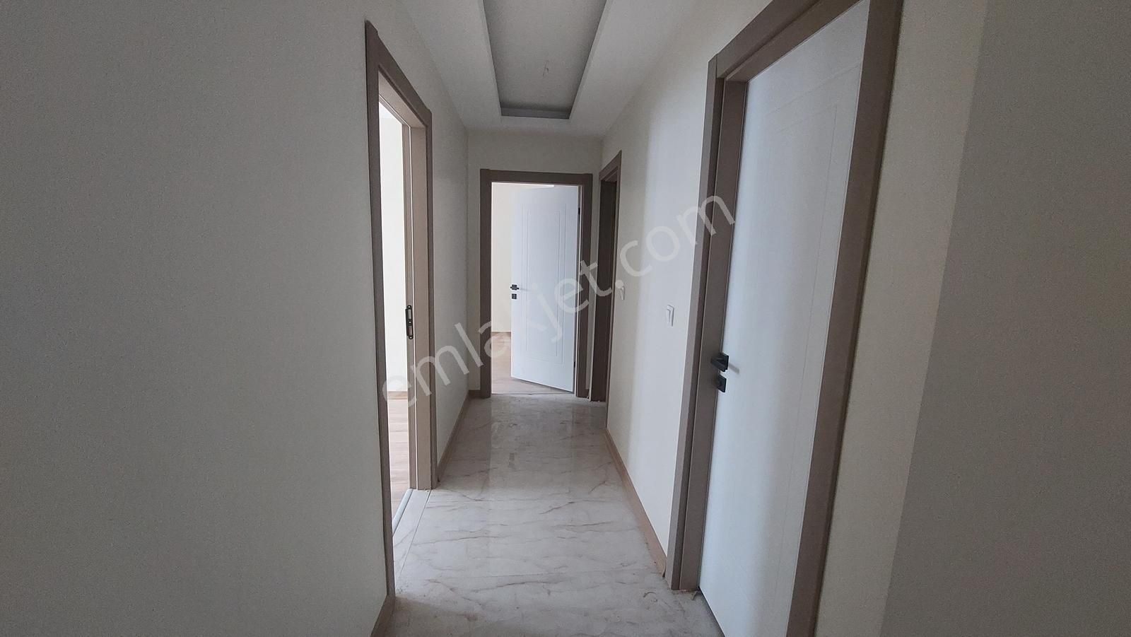 Sincan Yenikent Sıfır Bina 3+1 Ara Kat Asansörlü Geniş Balkonlu - Görsel 27