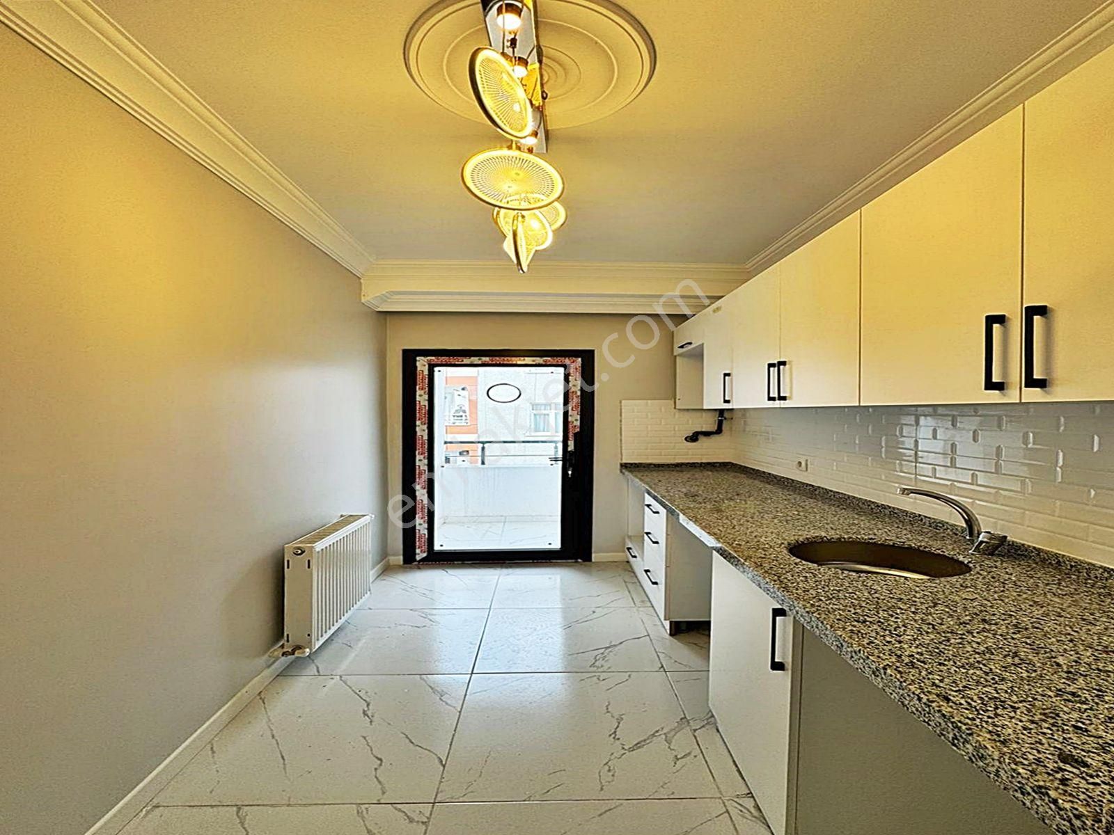 Cadde34'den Çınar Koruparkın Dibinde Sıfır Ebeveyn Banyolu Asansörlü 2+1 Satılık Arakat Daire! - Görsel 9