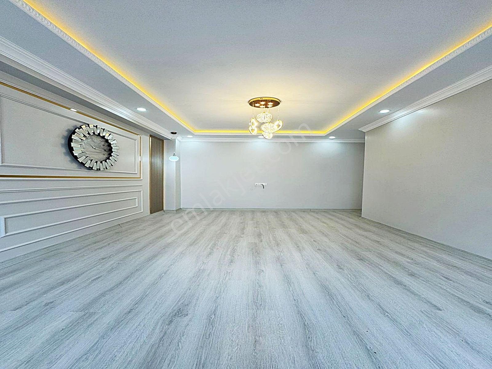 Cadde34'den Çınar Koruparkın Dibinde Sıfır Ebeveyn Banyolu Asansörlü 2+1 Satılık Arakat Daire! - Görsel 5