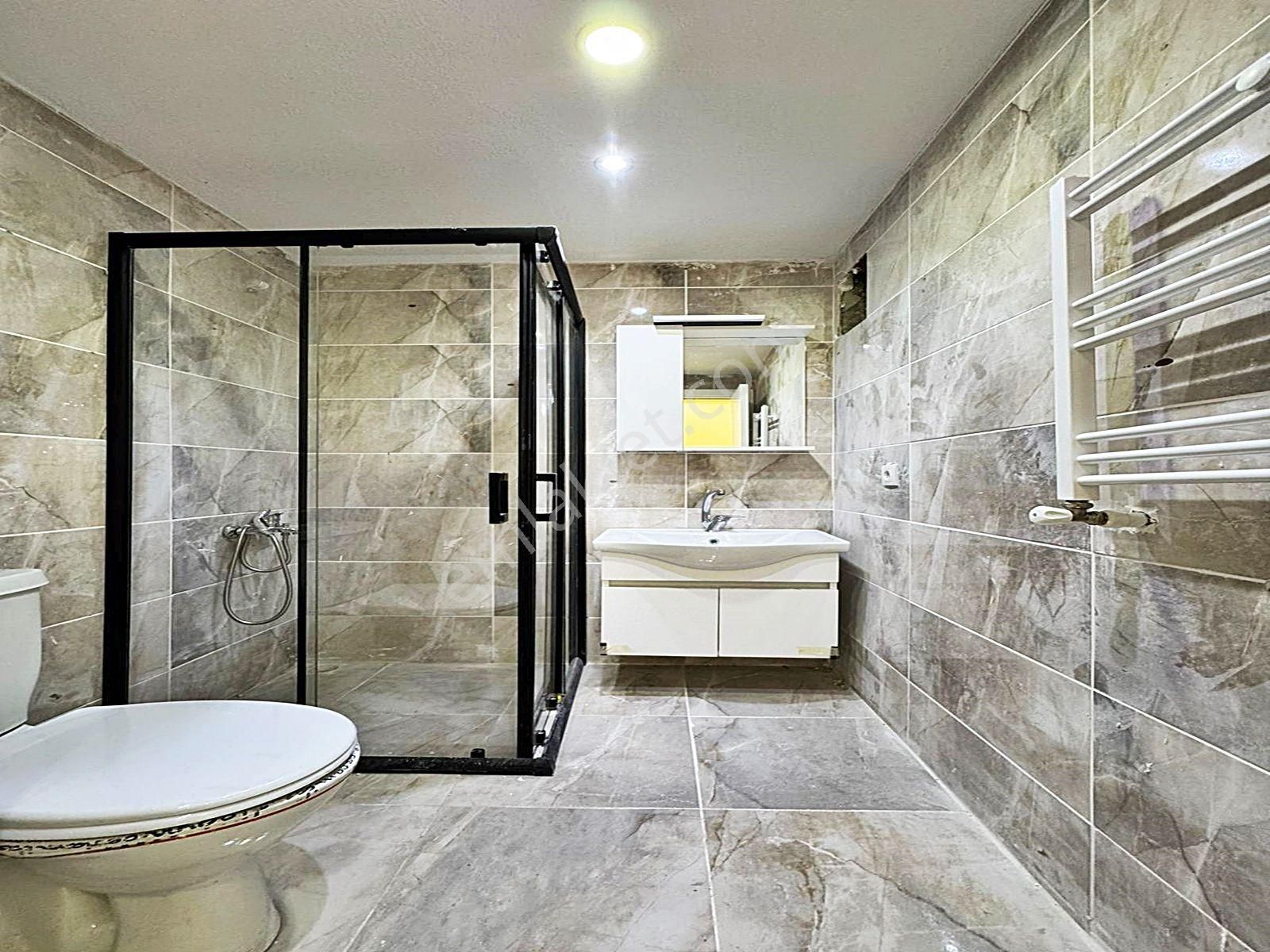 Cadde34'den Çınar Koruparkın Dibinde Sıfır Ebeveyn Banyolu Asansörlü 2+1 Satılık Arakat Daire! - Görsel 17