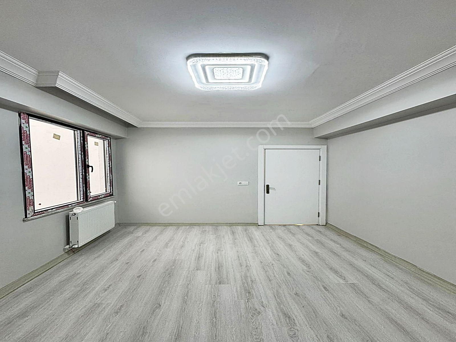 Cadde34'den Çınar Koruparkın Dibinde Sıfır Ebeveyn Banyolu Asansörlü 2+1 Satılık Arakat Daire! - Görsel 19