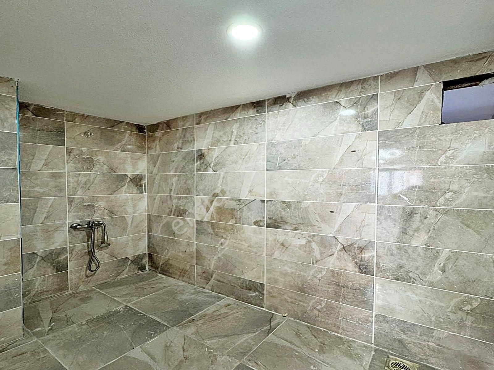 Cadde34'den Çınar Koruparkın Dibinde Sıfır Ebeveyn Banyolu Asansörlü 2+1 Satılık Arakat Daire! - Görsel 27