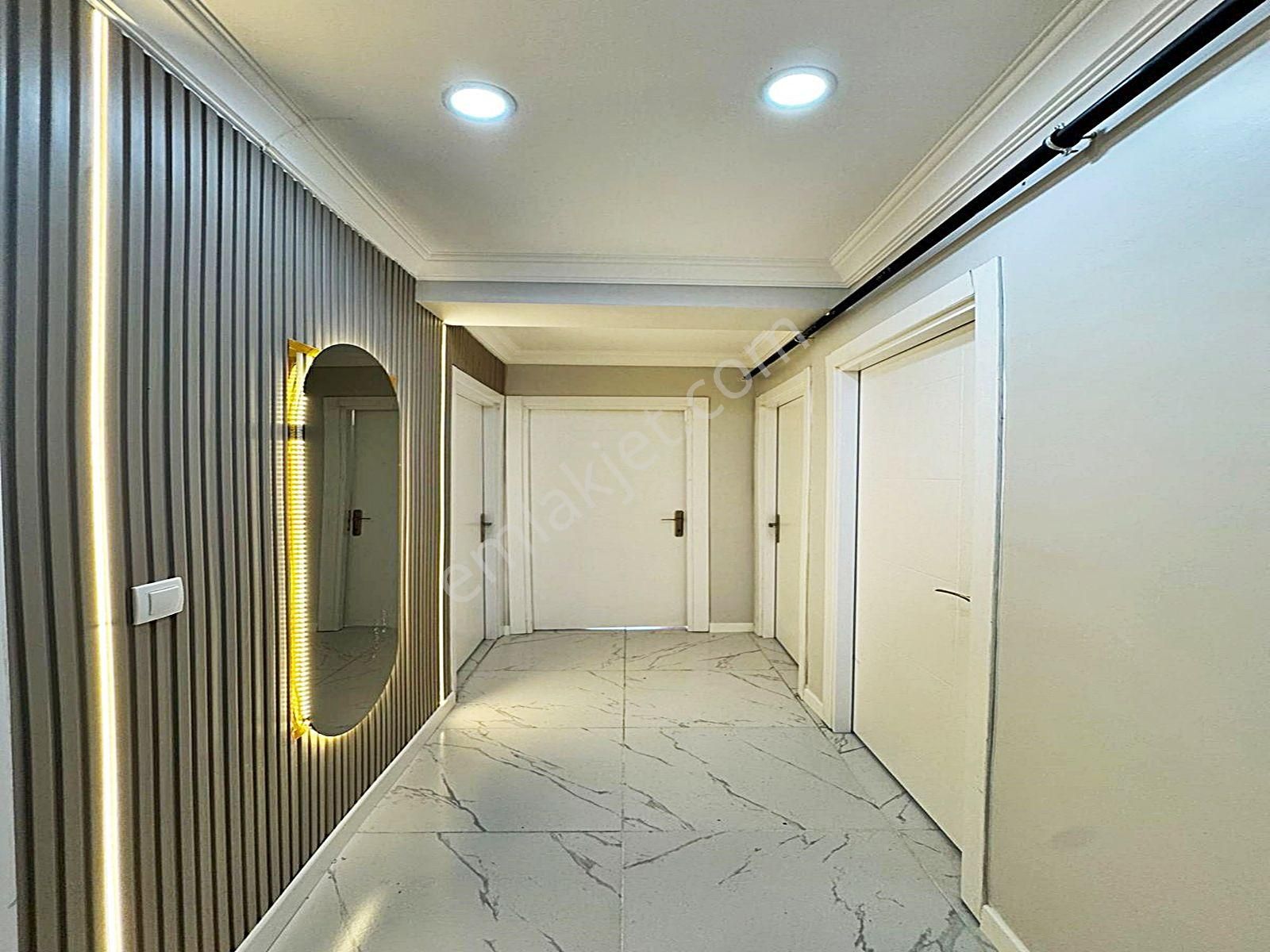 Cadde34'den Çınar Koruparkın Dibinde Sıfır Ebeveyn Banyolu Asansörlü 2+1 Satılık Arakat Daire! - Görsel 7