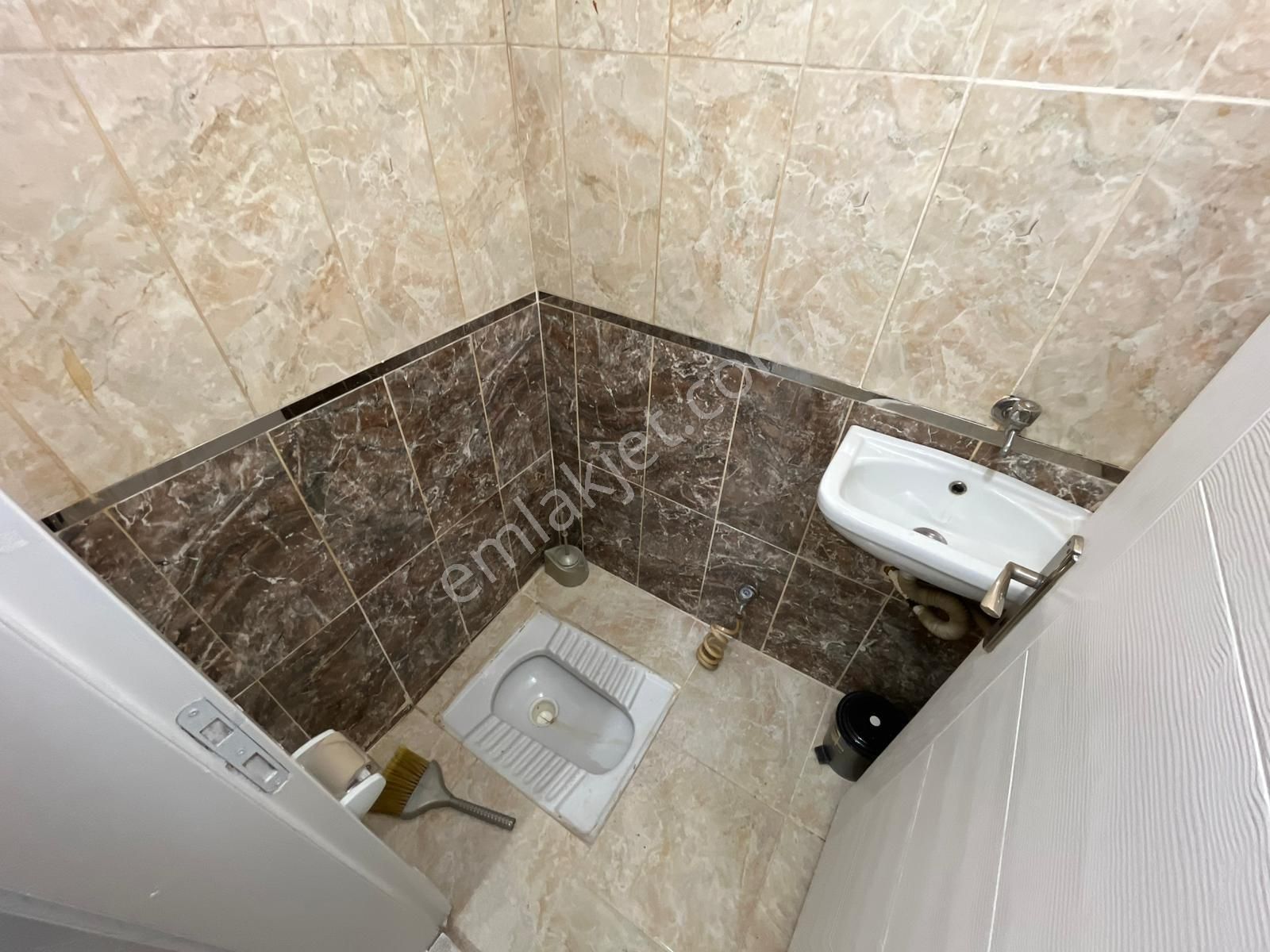 Plevne Mahallesinde 3+1 Yüksek Giriş Yapılı Daire! - Görsel 32