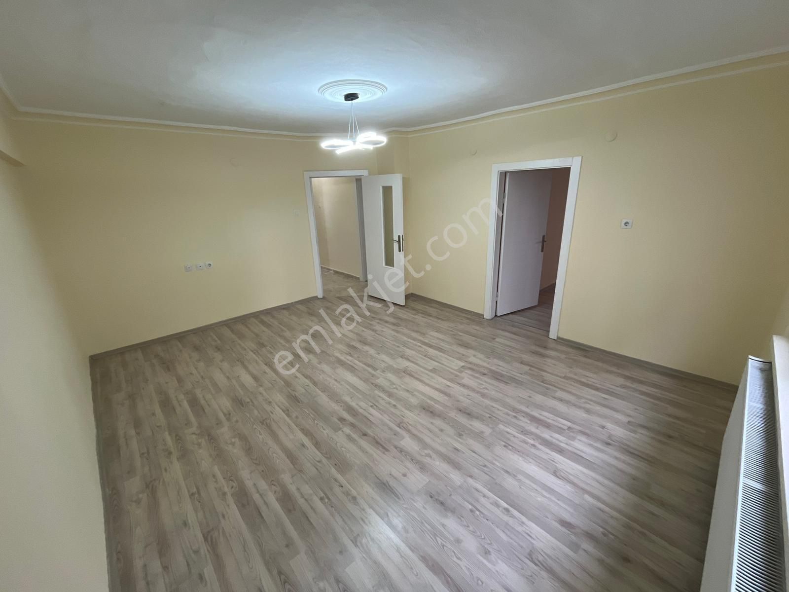 Plevne Mahallesinde 3+1 Yüksek Giriş Yapılı Daire! - Görsel 9