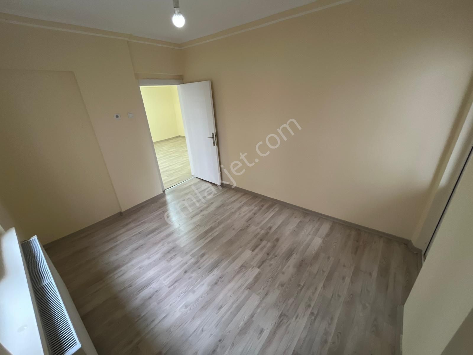 Plevne Mahallesinde 3+1 Yüksek Giriş Yapılı Daire! - Görsel 16